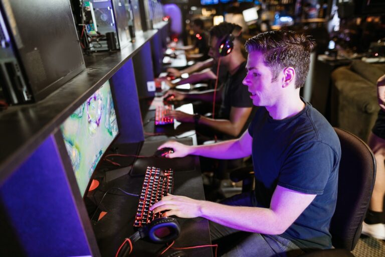 What it Takes to Work in the Esports Industry