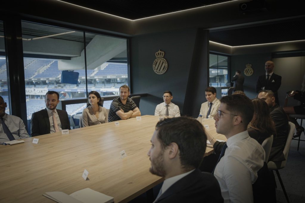 Alumnos de ITTI en la última sesión del Master in Football Law